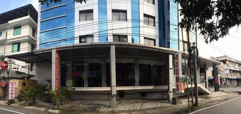 Metro Kochin Business Hotel Exterior foto